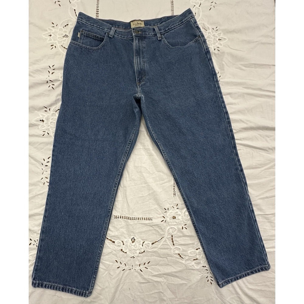 LL Bean Natural Fit 38x29 Men's 100% Cotton Denim Blue Jean Medium Wash